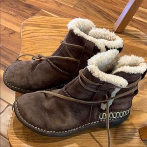 Brown UGG boots